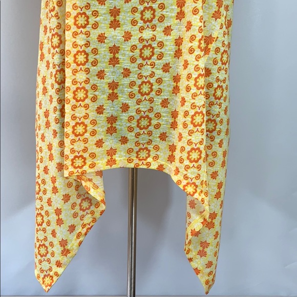 Charming Charlie Summer Boho Razorback Women’s Size L Sleeveless Yellow Tank Top - Picture 3 of 8